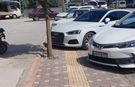 Osmaniye'de Engelli Yolu Araçlar Tarafından Kapatıldı