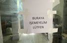 Osmaniye'de Çaresiz Kalan Esnaf Çareyi Cama Asmakta Buldu