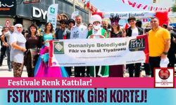 FSTK Renkli Kostümleriyle Korteje Damgasını Vurdu!