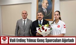 Vali Erdinç Yılmaz Genç Sporcuları Ağırladı