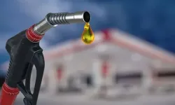 Akaryakıtta Tabelalar Yine Değişti: Gece Yarısı Pompaya Yansıyor İşte Yeni Fiyatlar!