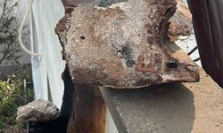 Osmaniye'de Yıldırım Bir Evin Bacasına İsabet Etti