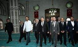 Vali Erdinç Yılmaz, Düziçi Akçakoyunlu Köyü Camii’nde incelemelerde bulundu