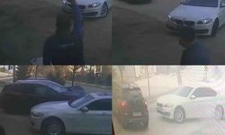 Adana’da Geri Geri Çıkan Araca Hızla Gelen Otomobil Çarptı: Kaza Kamerada