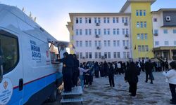 Osmaniye’de İç Isıtan Görüntüler: Soğuk Havada Kalpleri Isıtan Dayanışma