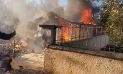 Görüntüler videoda! Osmaniye'de korku dolu dakikalar! Ev bir anda alev aldı!