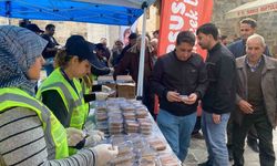 Tarsus’ta Şehitler İçin Helva İkramı Gerçekleştirildi