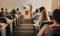 YÖK’ten Lisans Eğitimi İçin Yeni Model: 4 Yıllık Bölümler 3 Yılda Tamamlanabilecek