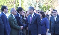 Yeni vali göreve başladı! İlk mesajını verdi