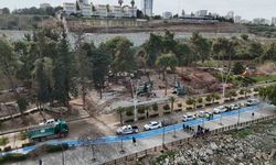 Adana’da Kaçak İşletmelere Yıkım