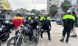 Adana’da motosiklet denetimi Bir günde 228 sürücüye 1,2 milyon lira ceza