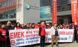 Çukurova Belediyesi İşçileri Alacakları İçin Eylem Yaptı