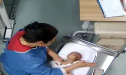 Kahramanmaraş’ta Kuvözde Şiddet Skandalı: Hemşire Polise Teslim Oldu