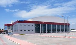 Osmaniye Tam Olimpik Yüzme Havuzu Yeniden Hizmete Açıldı