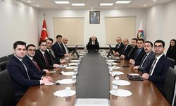 Osmaniye Valisi Mehmet Fatih Serdengeçti, Mülki İdare Amirleriyle İlk Değerlendirme Toplantısını Yaptı