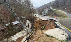 Osmaniye’de sağanak felakete dönüştü: Yol çöktü, köy elektriksiz kaldı