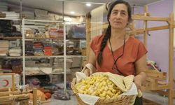 Tescilli ‘Hatay Sarısı’nı Yaşatan Emel Duman’a "Yaşayan İnsan Hazinesi" Ödülü