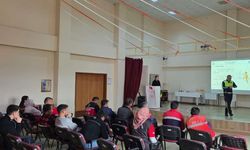 Kadirli Engelsiz Yaşam Merkezi’nde “Karayolu Trafik Güvenliği” Eğitimi Gerçekleştirildi
