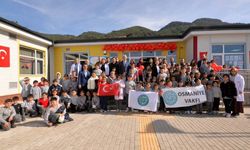 Osmaniye Vakfı'ndan Eğitime Destek: Issızca Köyü'ne Kitap Bağışı