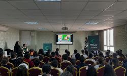 Yeşilay, Mithatpaşa İlkokulu’nda Sağlıklı Yaşam ve Teknoloji Farkındalığı Etkinliği Düzenledi