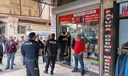 Adana’da cep telefonu bayisine silahlı saldırı