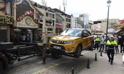 Adana’da hatalı park denetimi 150 araca ceza