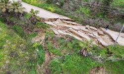 Adana’da yağmur heyelana yol açtı: Yol çöktü