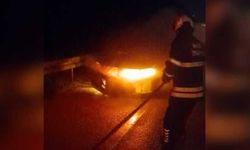 Altınözü’nde Seyir Halindeki Araç Alevlere Teslim Oldu