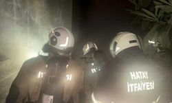 Antakya’da bodrum katta yangın: Dumanlar binayı sardı