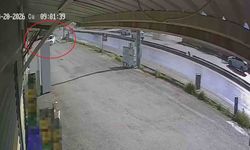 Defne’de otomobil iş yerlerine daldı