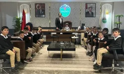 Düziçi'nde Tarihi Bir Yolculuk Öğrenciler, Çanakkale Gezici Müzesi’ni Ziyaret Etti