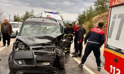 Kadirli’de Feci Kaza 1 Ölü, 4 Yaralı