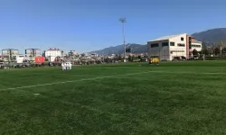 Merkez Sentetik Sahada Basın Tribünü Eksikliği Canlı Yayını Engelledi