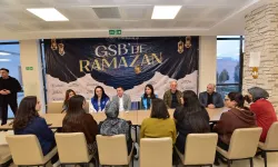 OKÜ Rektörü Uzun ve İl Müdürü Çebi Öğrencilerle İftarda Buluştu