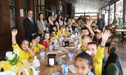 Osmaniye’de Çevre Seferberliği: 5 Bin Atık Pil Toplayan Öğrencilere Pizza Ödülü!