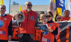 Türkiye’yi Sarsan Öğretmen Cinayeti Sonrası Osmaniye’de Eğitim Durdu! Eğitim-İş’ten İl Milli Eğitim Önünde Sert Tepki