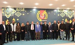 Osmaniye'de Gazeteciler İftar Sofrasında Bir Araya Geldi