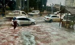 Reyhanlı’da dolu ve sağanak sele yol açtı