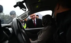 Vali Serdengeçti’den Bayramda Yol Kontrol Noktasına Ziyaret