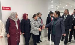 Yanık, Temelini Attığı Huzurevinde Büyüklerle Buluştu