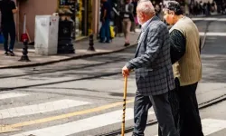 Yaşlanan Türkiye’de Sağlık ve Sosyal Güvenlik Sistemi Yeni Zorluklarla Karşı Karşıya