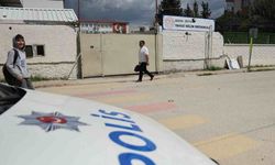 Adana’da Okul Çevresinde Silahlı Panik: 7 Şüpheli Yakalandı