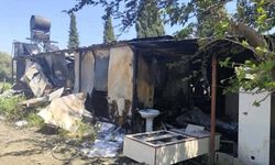 Depremzede Ailenin İkinci Yıkımı: 2 Konteyner Alevlere Teslim Oldu