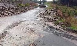 Düziçi’nde Heyelan Felaketi: Karlıca Yolu Ulaşıma Kapandı