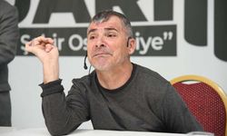 Engel Tanımayan Şair Alper Demir Osmaniye'de Okurlarıyla Buluştu