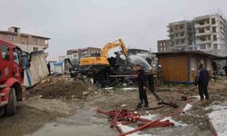 Hatay’da işçi yatakhanesi yangında kullanılamaz hale geldi