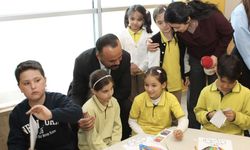 Osmaniye’de Kütüphane Haftası’na Damga Vuran Etkinlik: Prof. Dr. Hakan Hakkoymaz Çocuklarla Buluştu