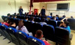 Sumbas’ta Okullarda Güvenlik Seferberliği, İlçe Jandarma Komutanlığı Okul Ziyaretleri Gerçekleştirdi