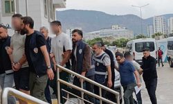 Adana Kozan'da Cinayet Şüphelisi 5 Kişi Adliyeye Sevk Edildi
