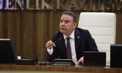 Muhittin Böcek Hastaneye Kaldırıldı